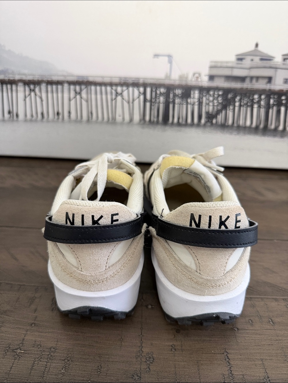 Nike Women DEBIT WAFFLE SANDDRIFT BLACK - Picture 5 of 6
